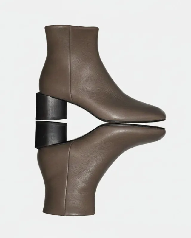 Warehouse Sale - Ione Boot Taupe sold by COCLICO