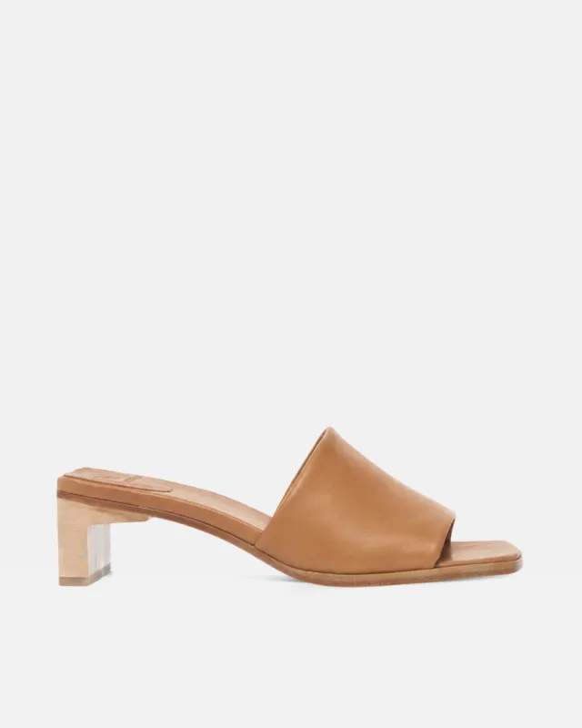 Nouveau Sandal made by COCLICO