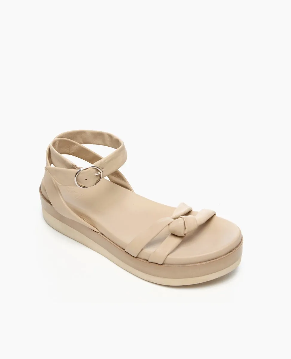 Daring Wedge sold by COCLICO product image thumbnail 2