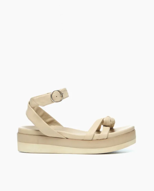 Daring Wedge made by COCLICO