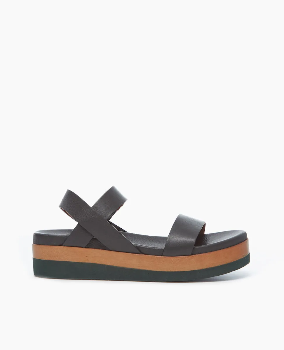 Dana Wedge sold by COCLICO