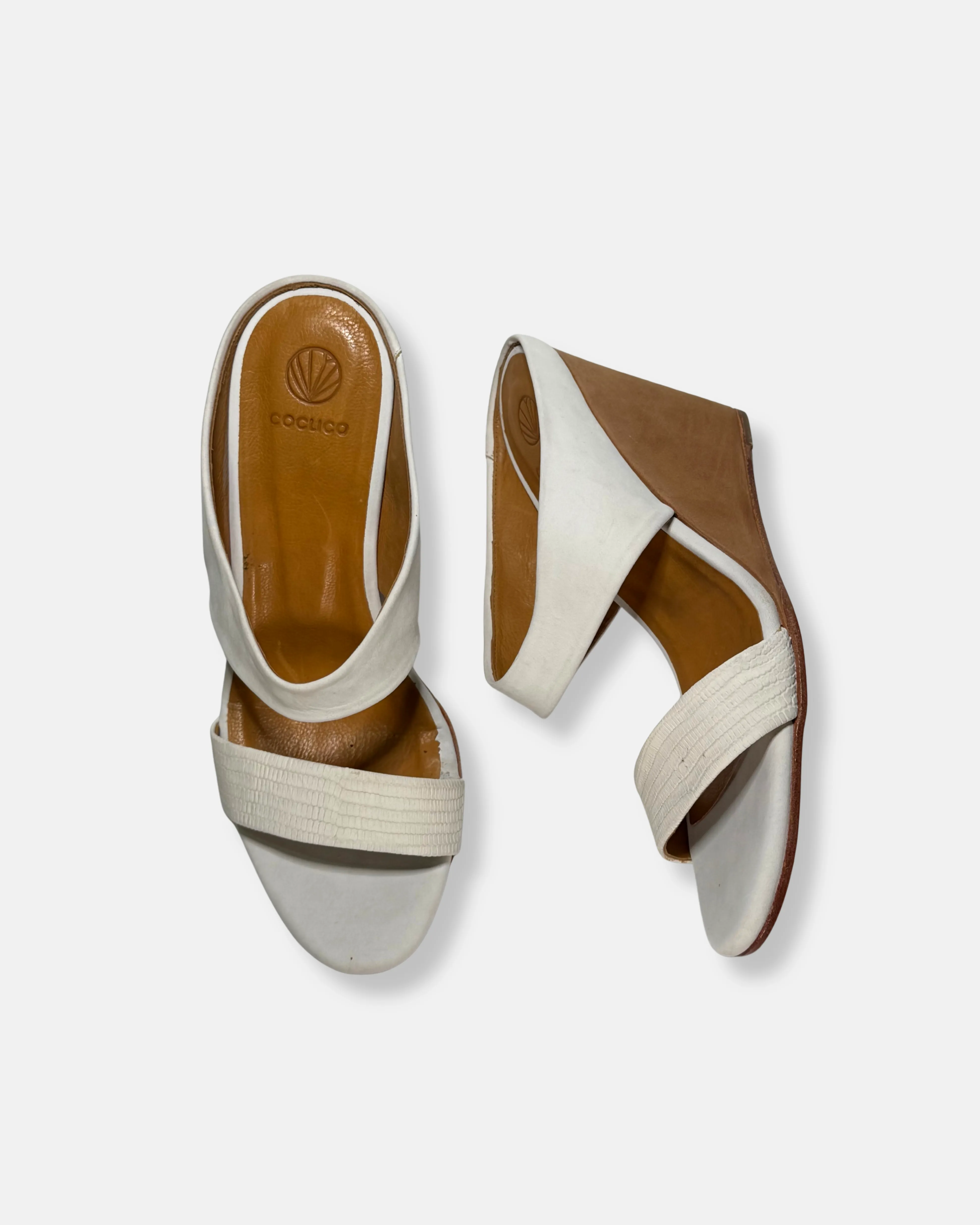 Archive Sale - Julian Wedge Sandal Powder White sold by COCLICO