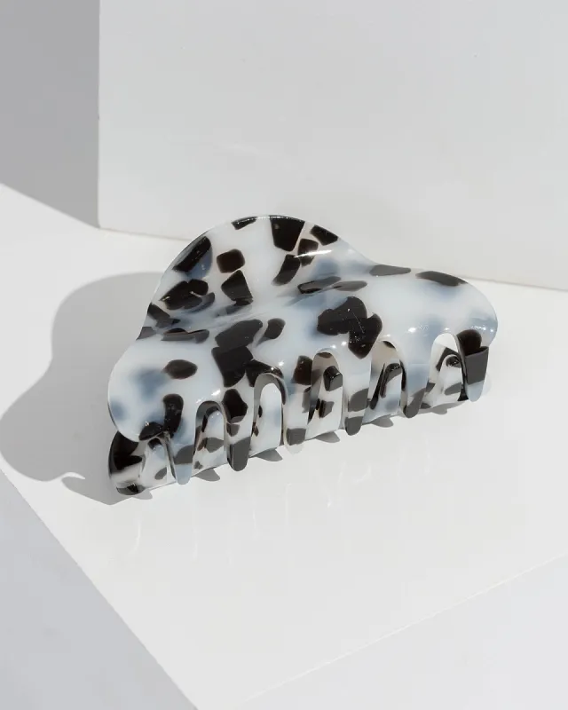 Black and White Small Dome Shape Claw Clip sold by Collete Hayman