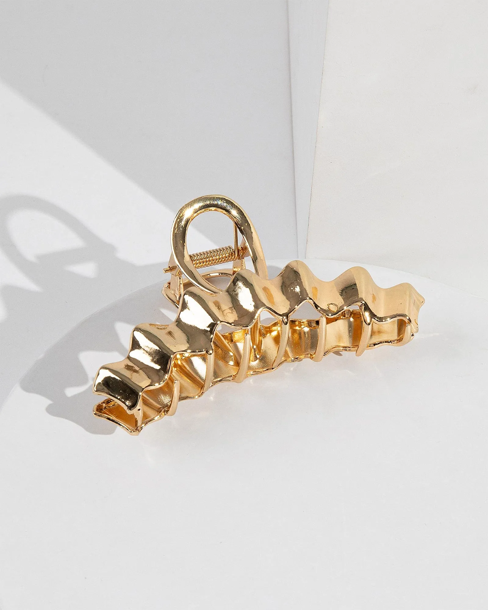 Gold Wave Metal Claw Clip sold by Collete Hayman