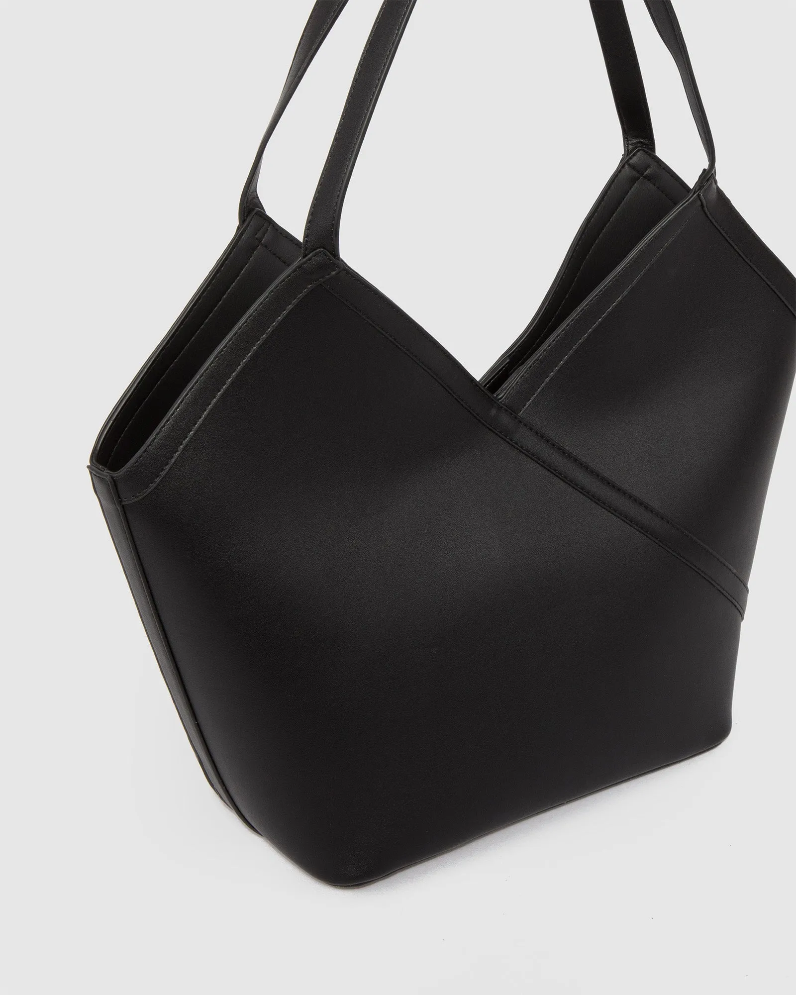 Black Tia Large Slouch Bag sold by Collete Hayman product image thumbnail 2