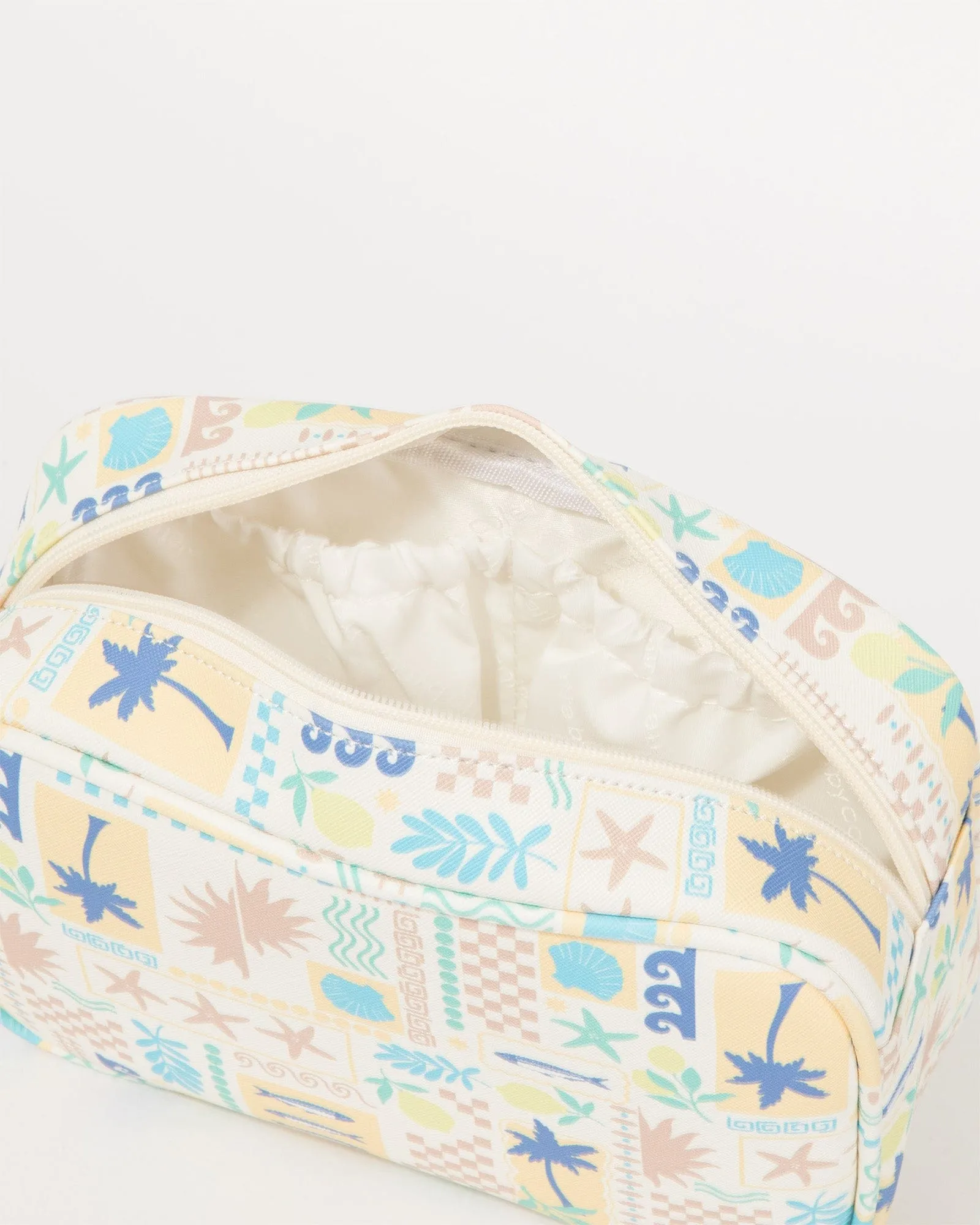 Print Lulu Cosmetic Purse sold by Collete Hayman product image thumbnail 5