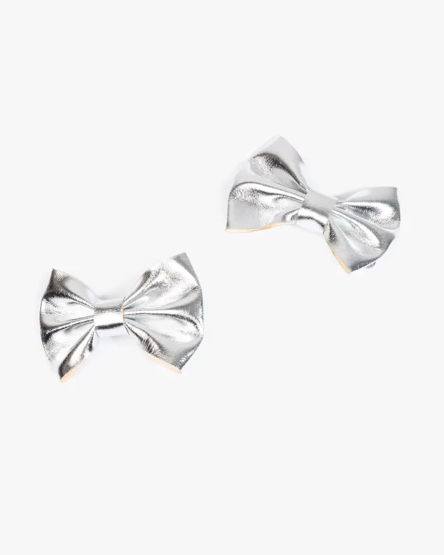 Silver 2 Pack Metallic Bows sold by Collete Hayman