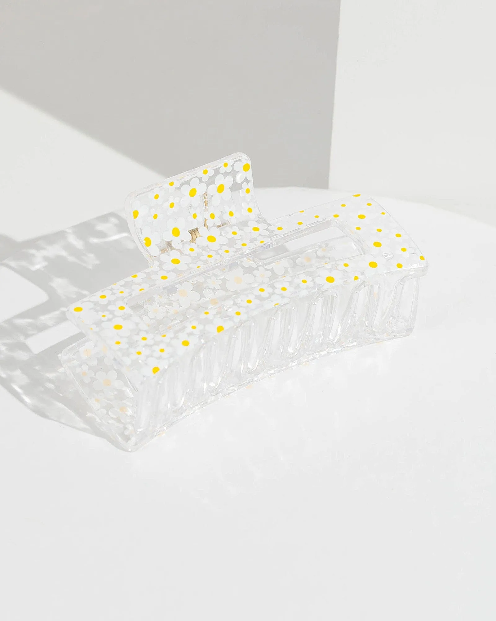Mini Daisy Print Rectangle Claw Clip sold by Collete Hayman product image thumbnail 2