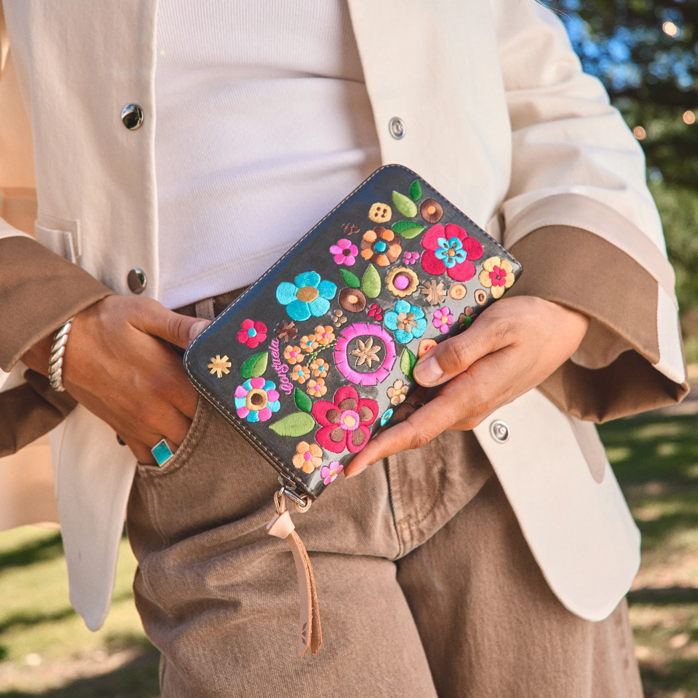 Banks Essential Wallet sold by Consuela product image thumbnail 3