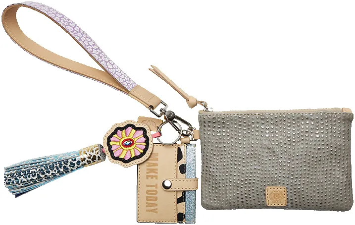 Juanis Combi sold by Consuela