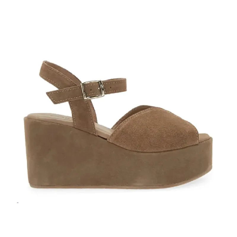 Jenna sold by Cordani