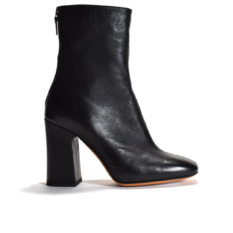 Bianca (sample) sold by Cordani