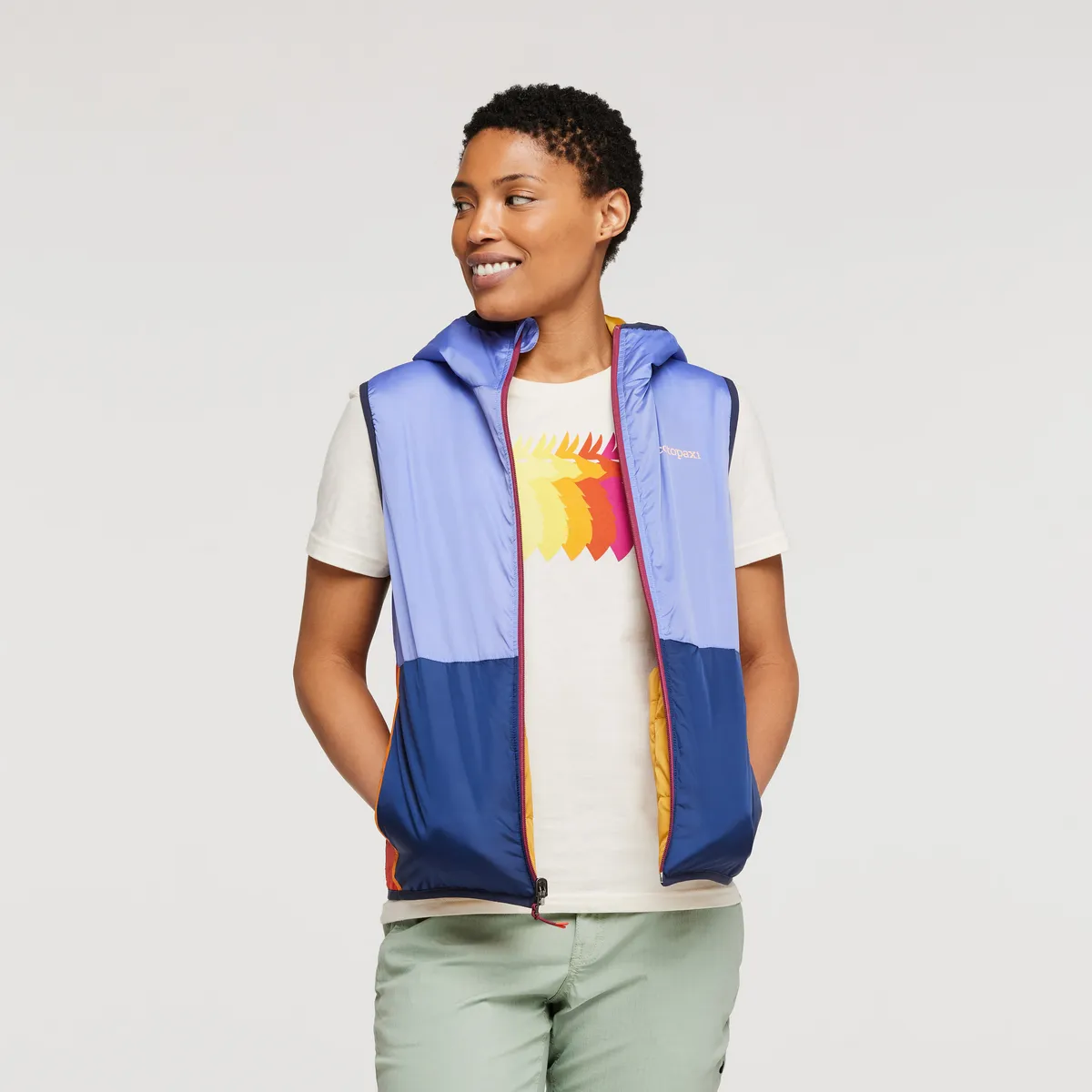 Teca Cálido Reversible Hooded Vest - Women's sold by cotopaxi product image thumbnail 2