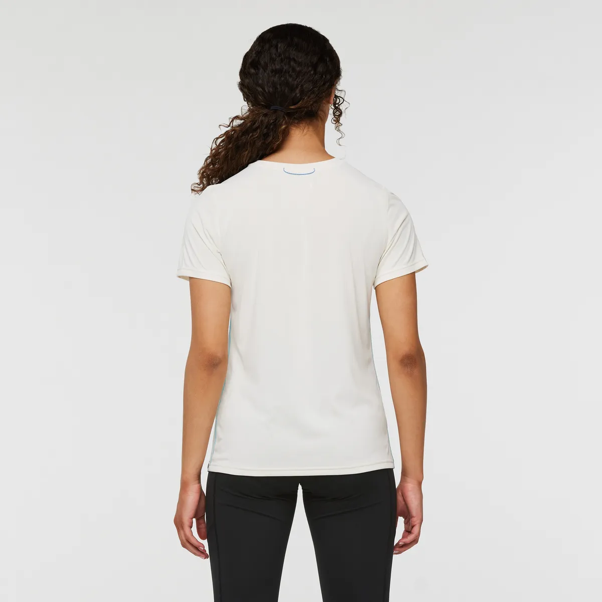 Fino Tech Tee - Women's sold by cotopaxi product image thumbnail 4