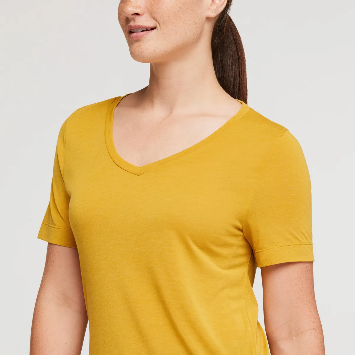Paseo Travel T-Shirt - Women's sold by cotopaxi product image thumbnail 5