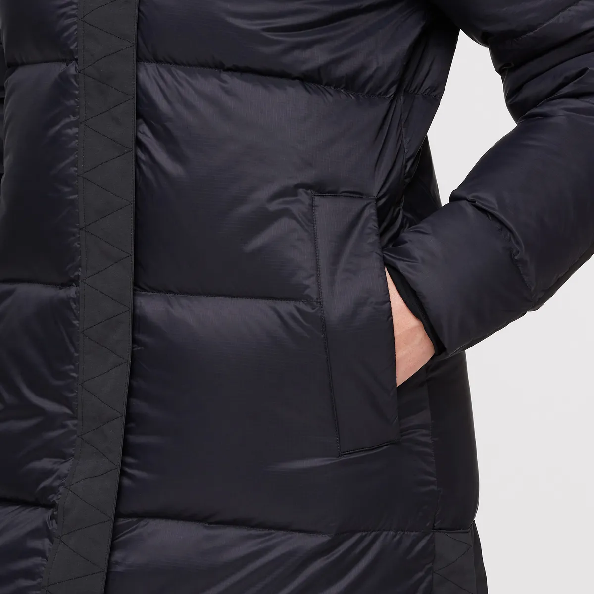 Solazo Down Parka - Women's sold by cotopaxi product image thumbnail 5