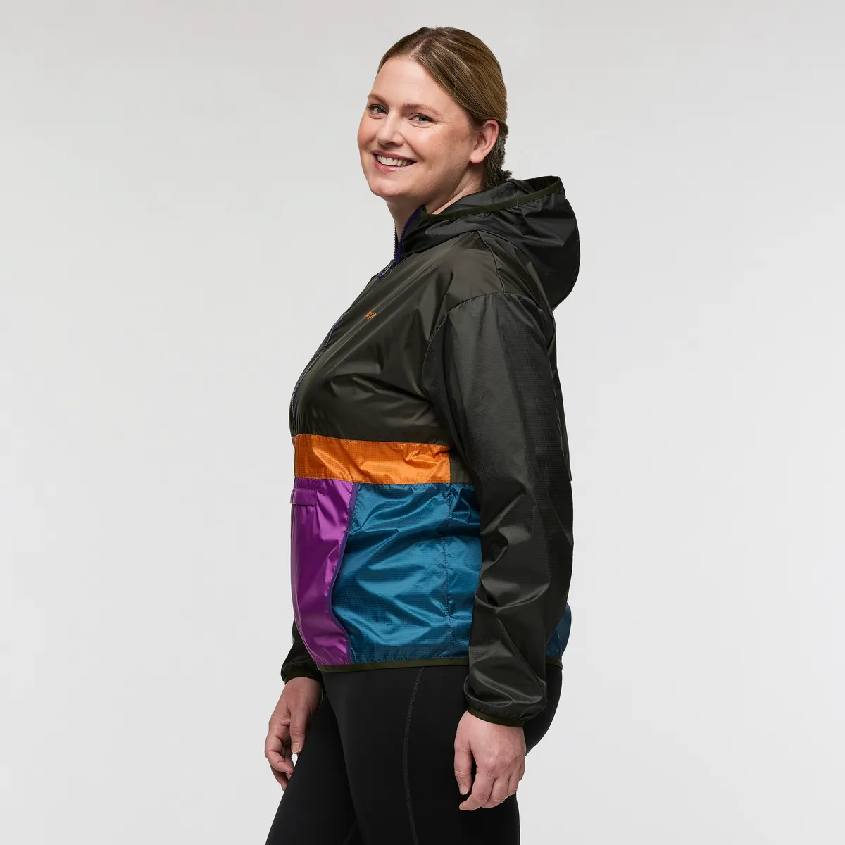 Teca Half-Zip Windbreaker - Women's sold by cotopaxi product image thumbnail 3