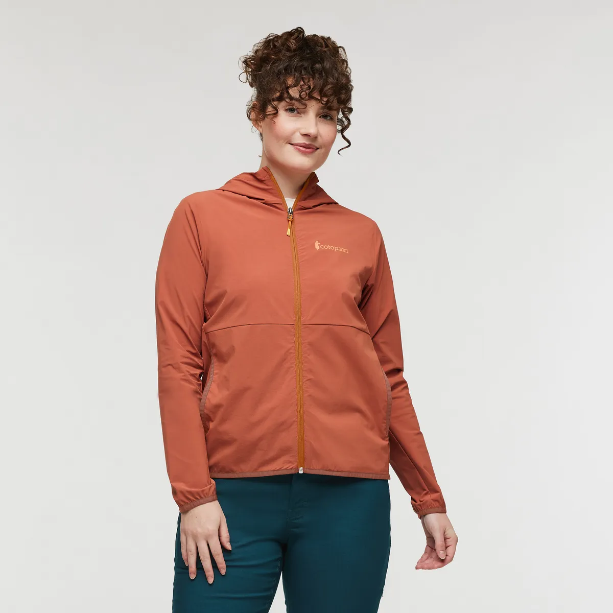 Vuelta Performance Windbreaker Jacket - Women's sold by cotopaxi