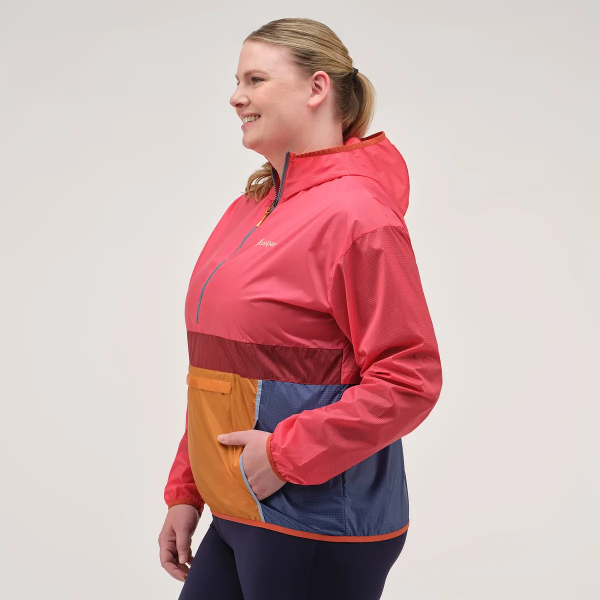 Teca Half-Zip Windbreaker - Women's sold by cotopaxi product image thumbnail 3