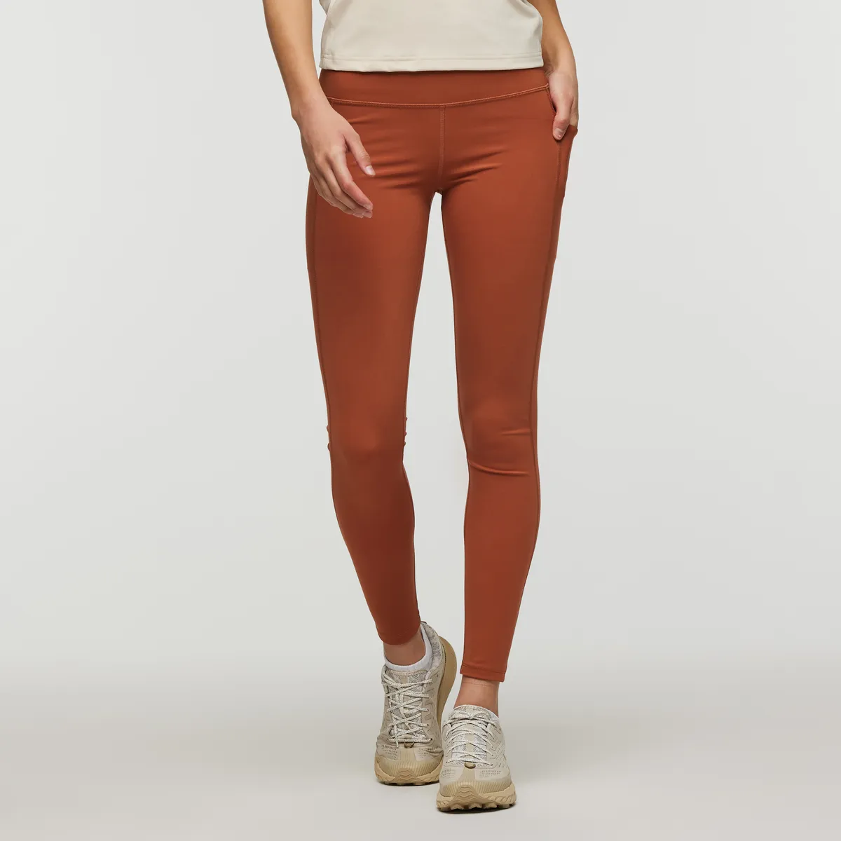 Muevo Tight - Women's sold by cotopaxi