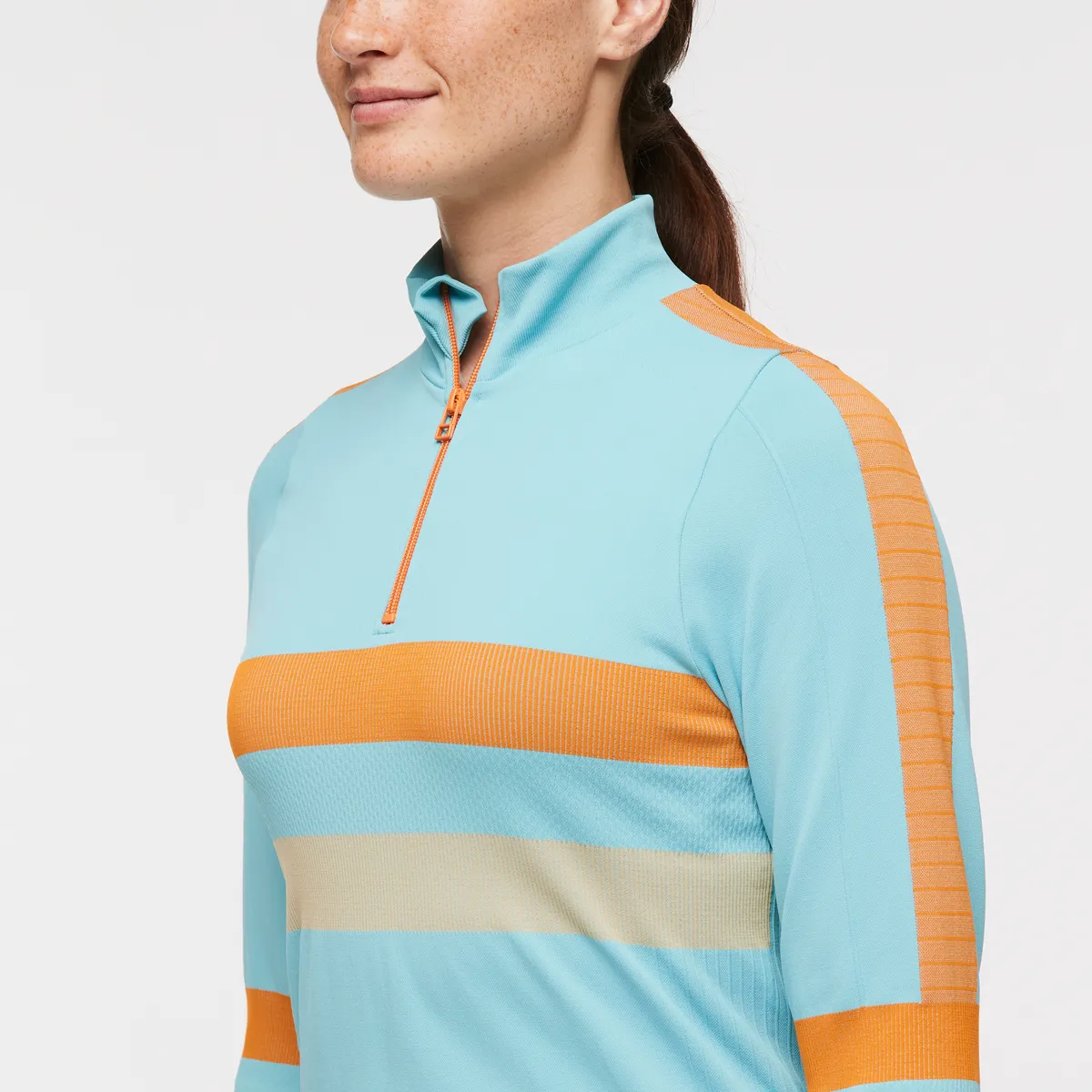 Debajo Seamless Baselayer Quarter-Zip - Women's sold by cotopaxi product image thumbnail 5