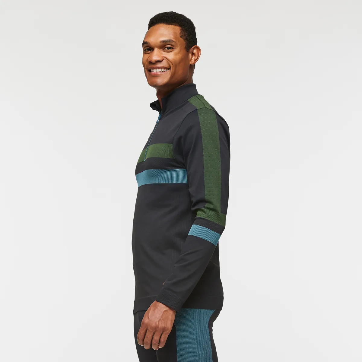 Debajo Seamless Baselayer Quarter-Zip - Men's sold by cotopaxi product image thumbnail 3