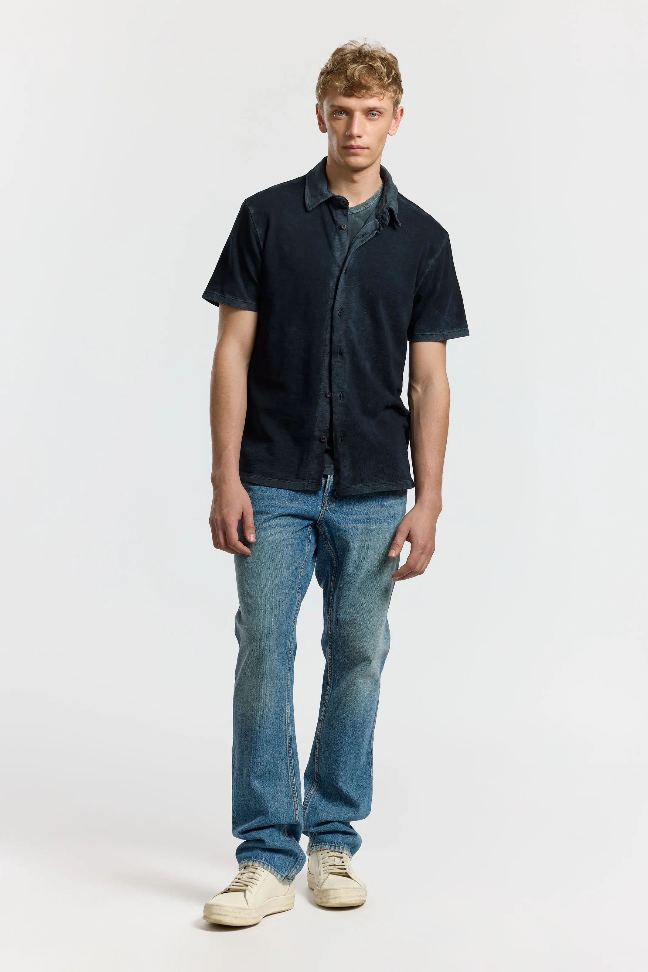 Presley Short Sleeve Buttondown sold by Cotton Citizen product image thumbnail 2