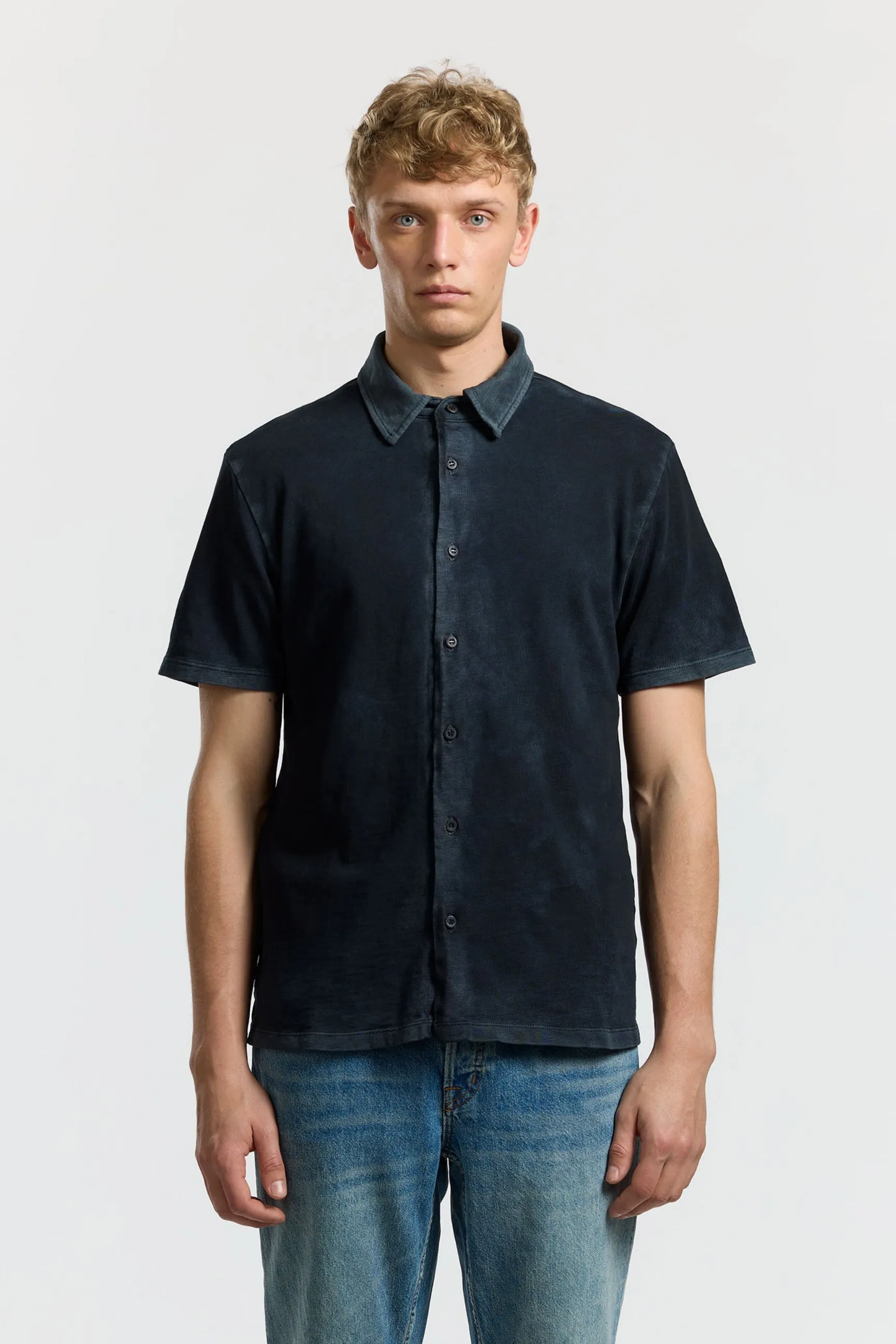 Presley Short Sleeve Buttondown sold by Cotton Citizen