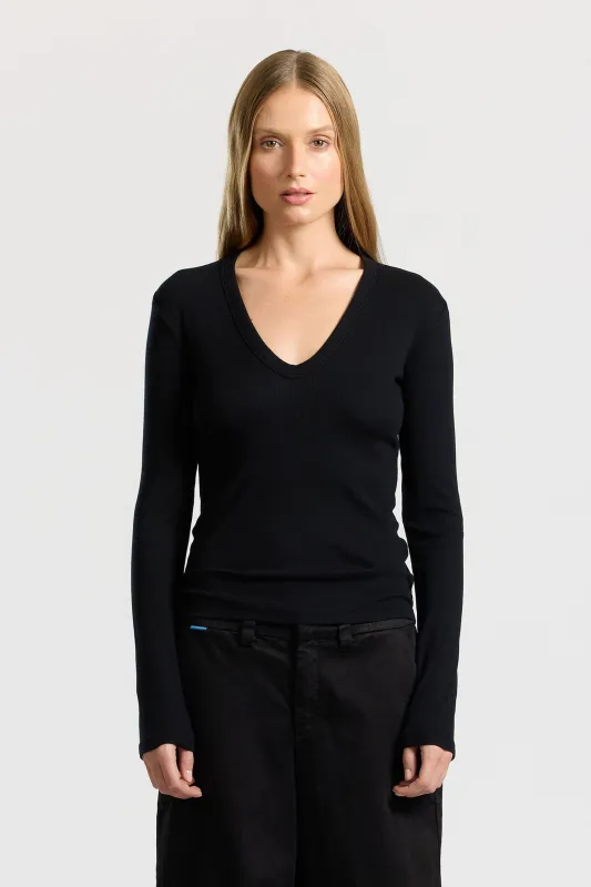 Verona U-Neck Shirt made by Cotton Citizen
