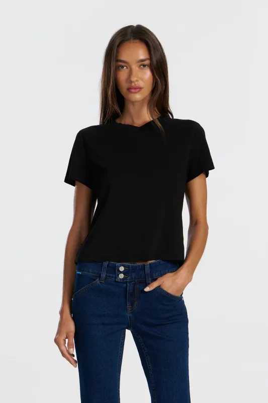 Marseille V-Neck made by Cotton Citizen