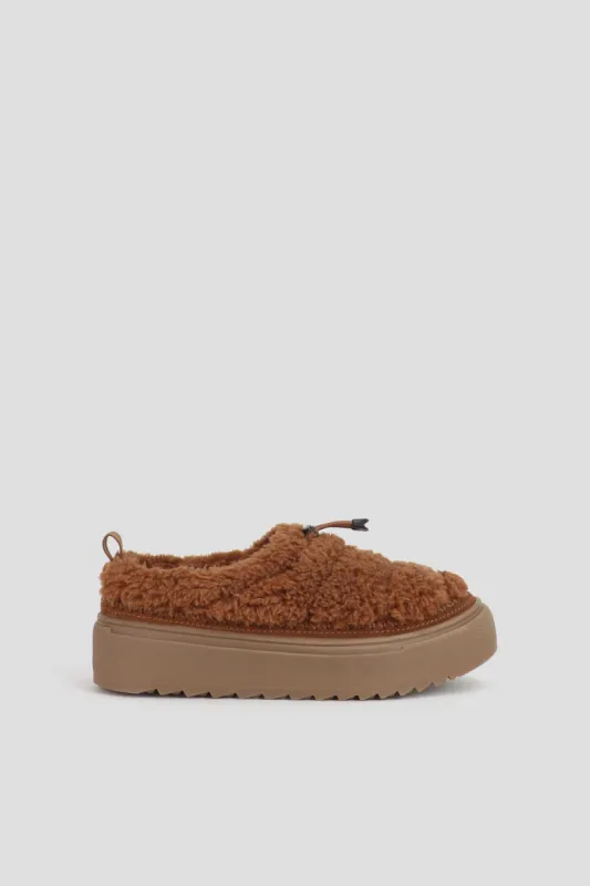 Arlo Women’s Toggle Slip On made by Cougar