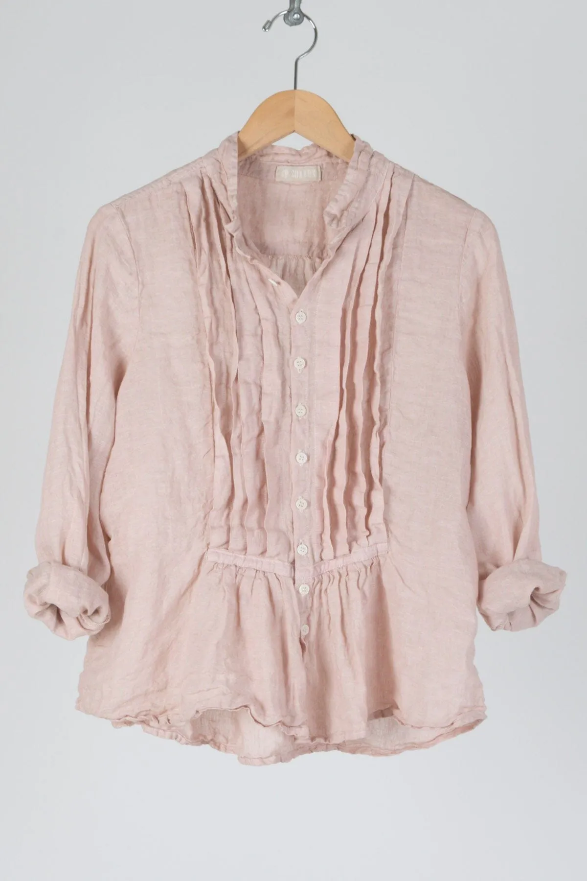 Claudine elegant sophisticated