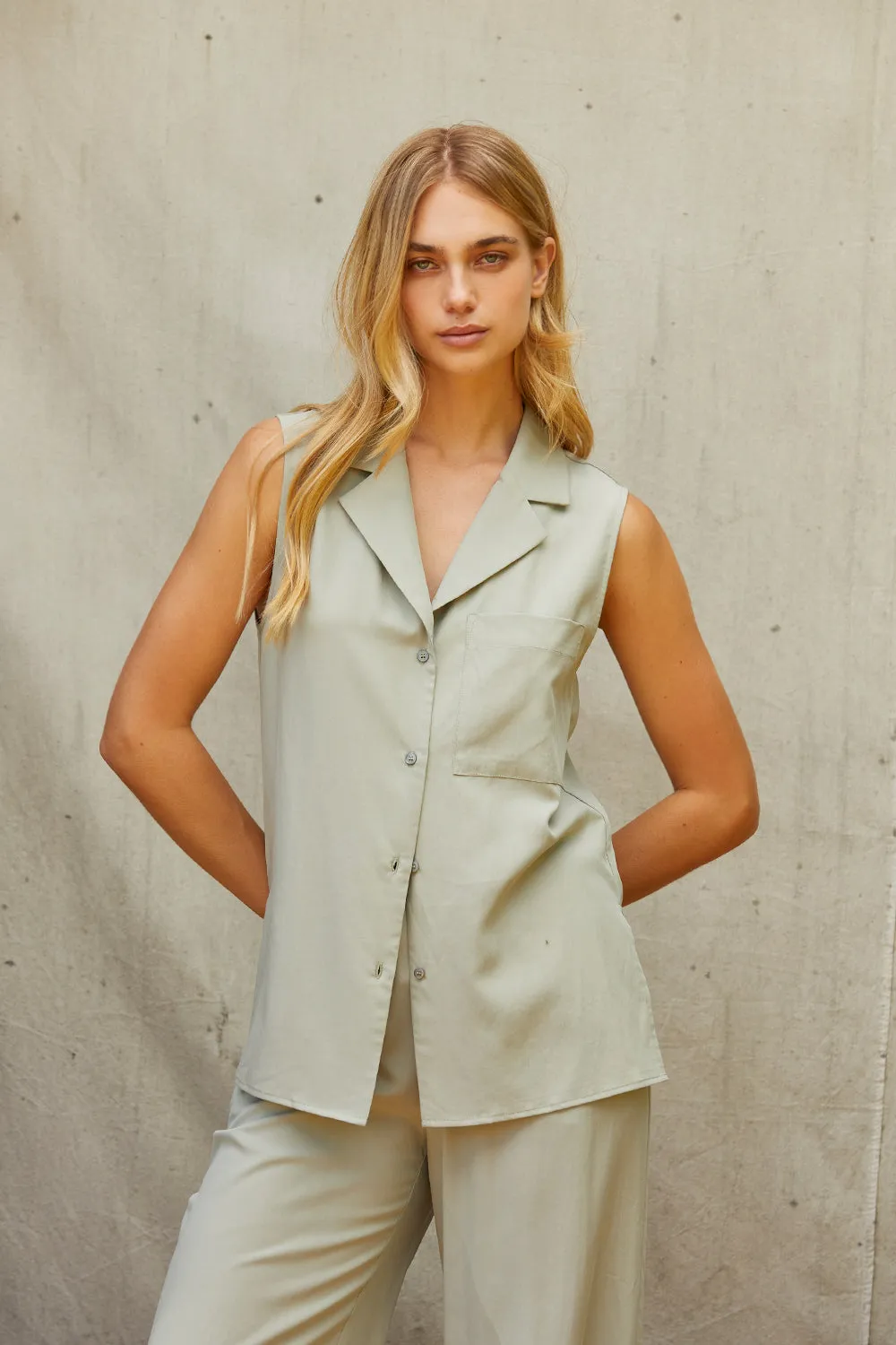 Lisa Sleeveless Button up Top sold by Crescent