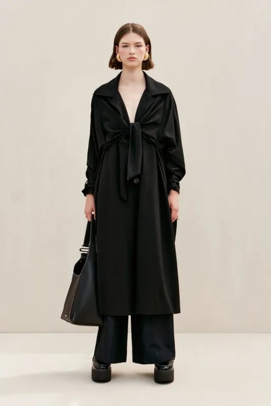 APRIL TRENCH COAT - BLACK made by Cult Gaia