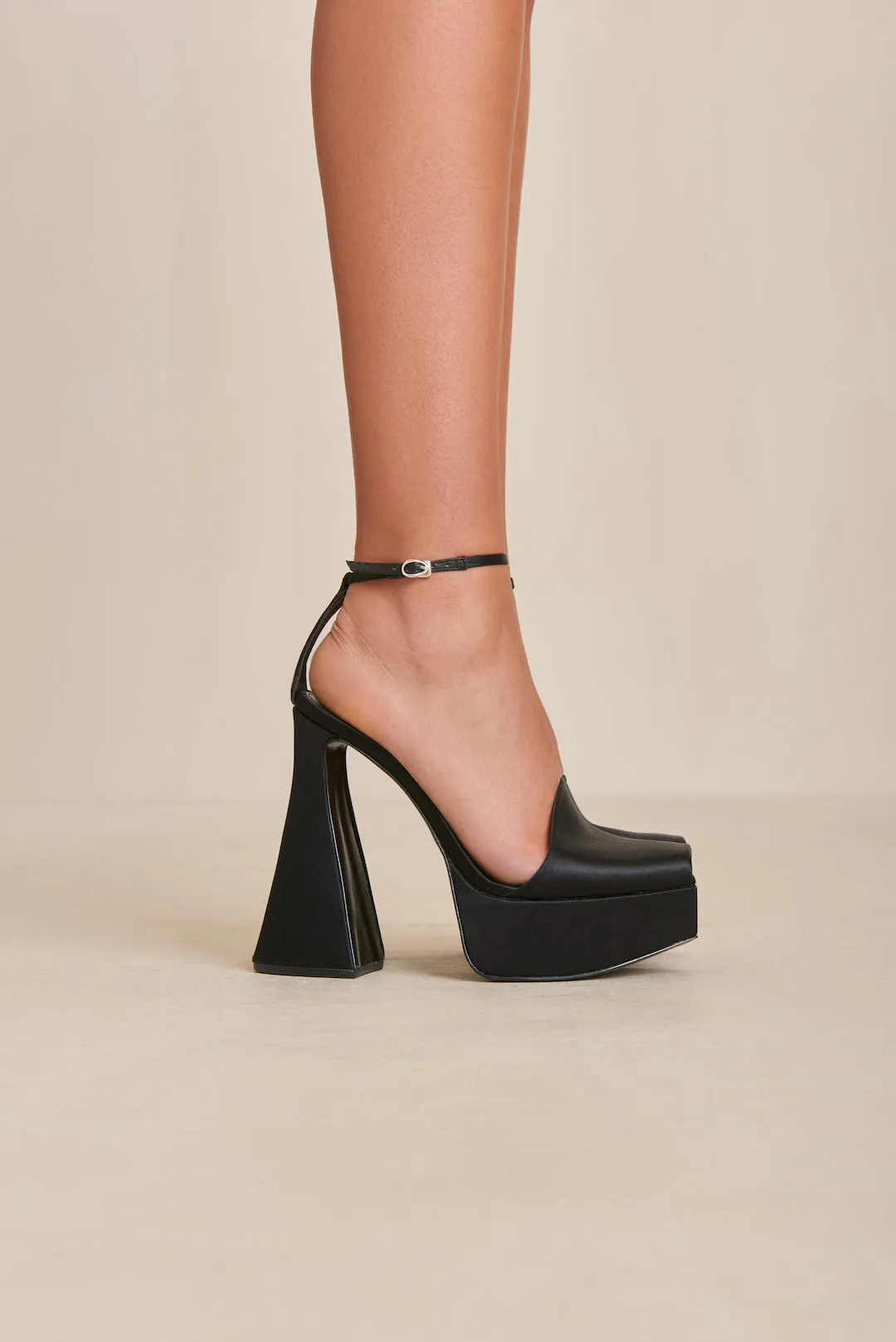 LAINA PLATFORM - BLACK sold by Cult Gaia product image thumbnail 5