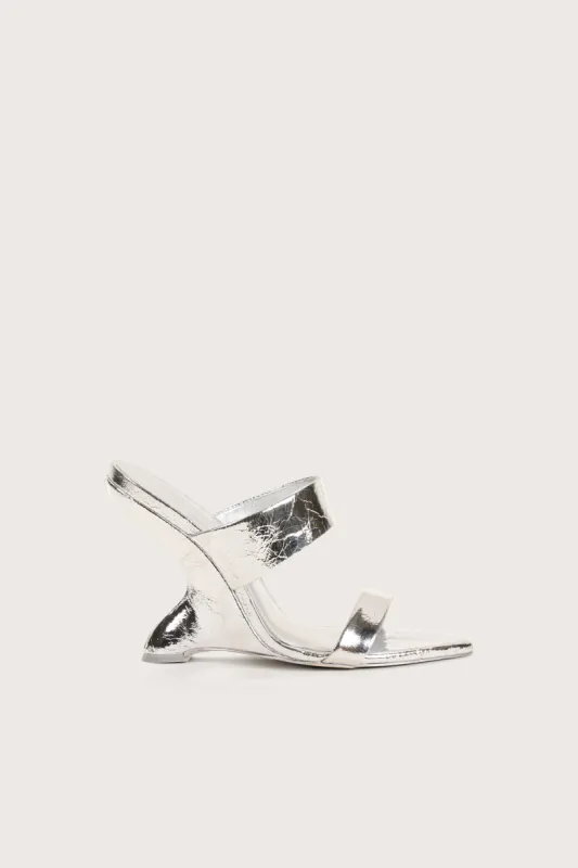 YARA SANDAL - SILVER sold by Cult Gaia