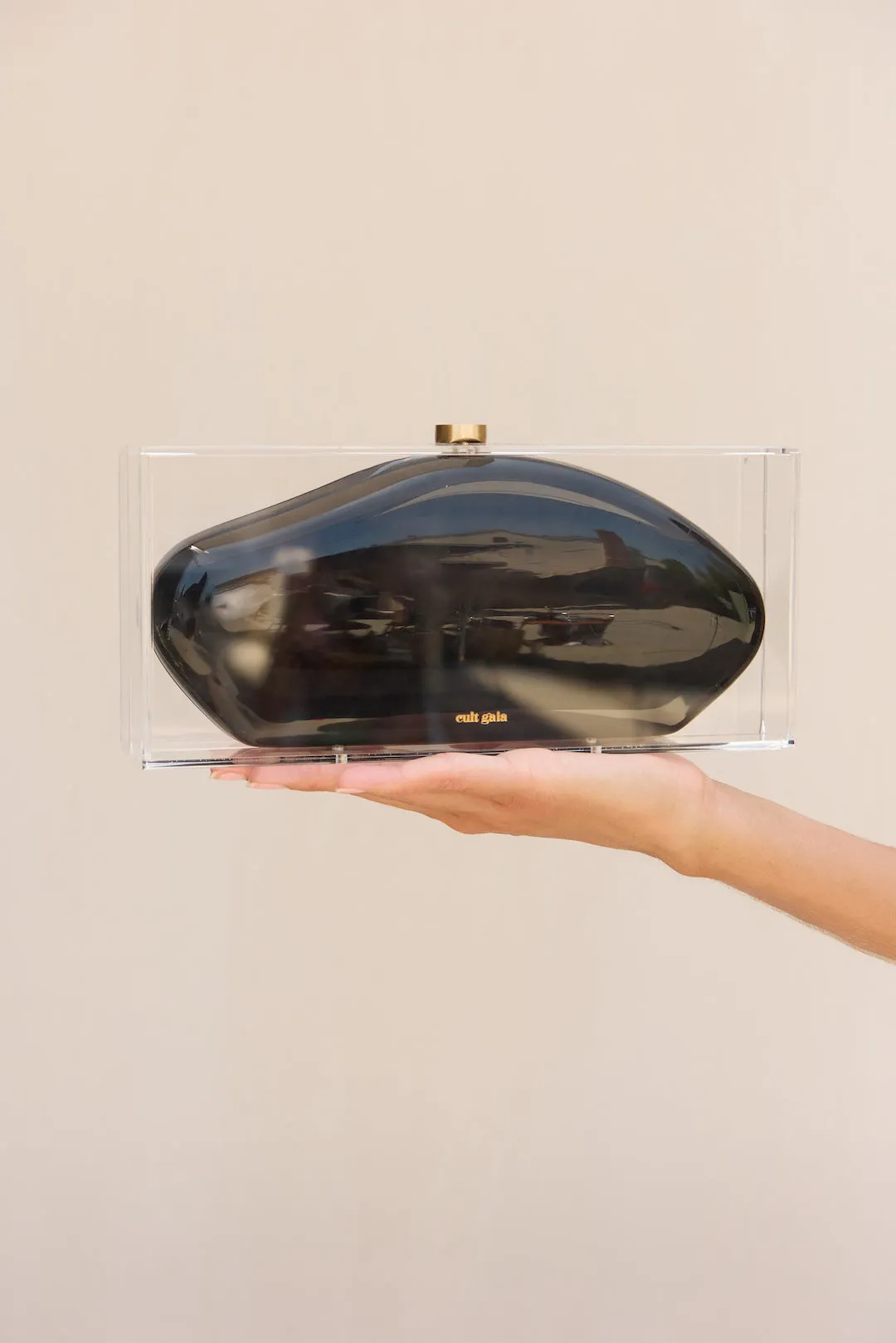 ANNIKA CLUTCH - BLACK sold by Cult Gaia product image thumbnail 2