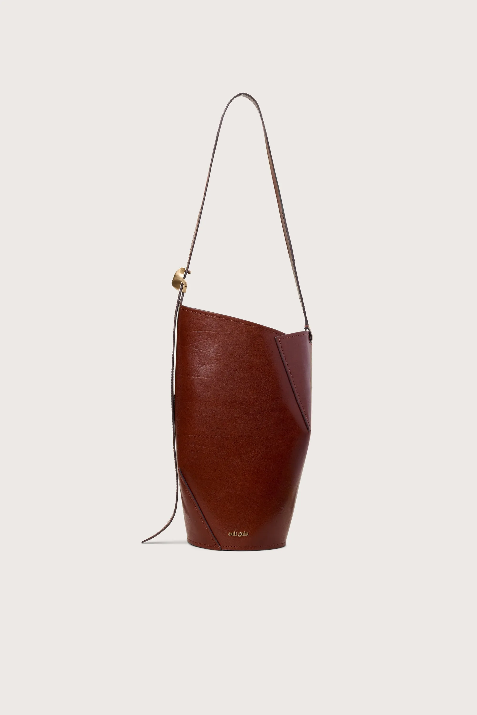 ALDARI SHOULDER BAG - MAHOGANY sold by cult gaia