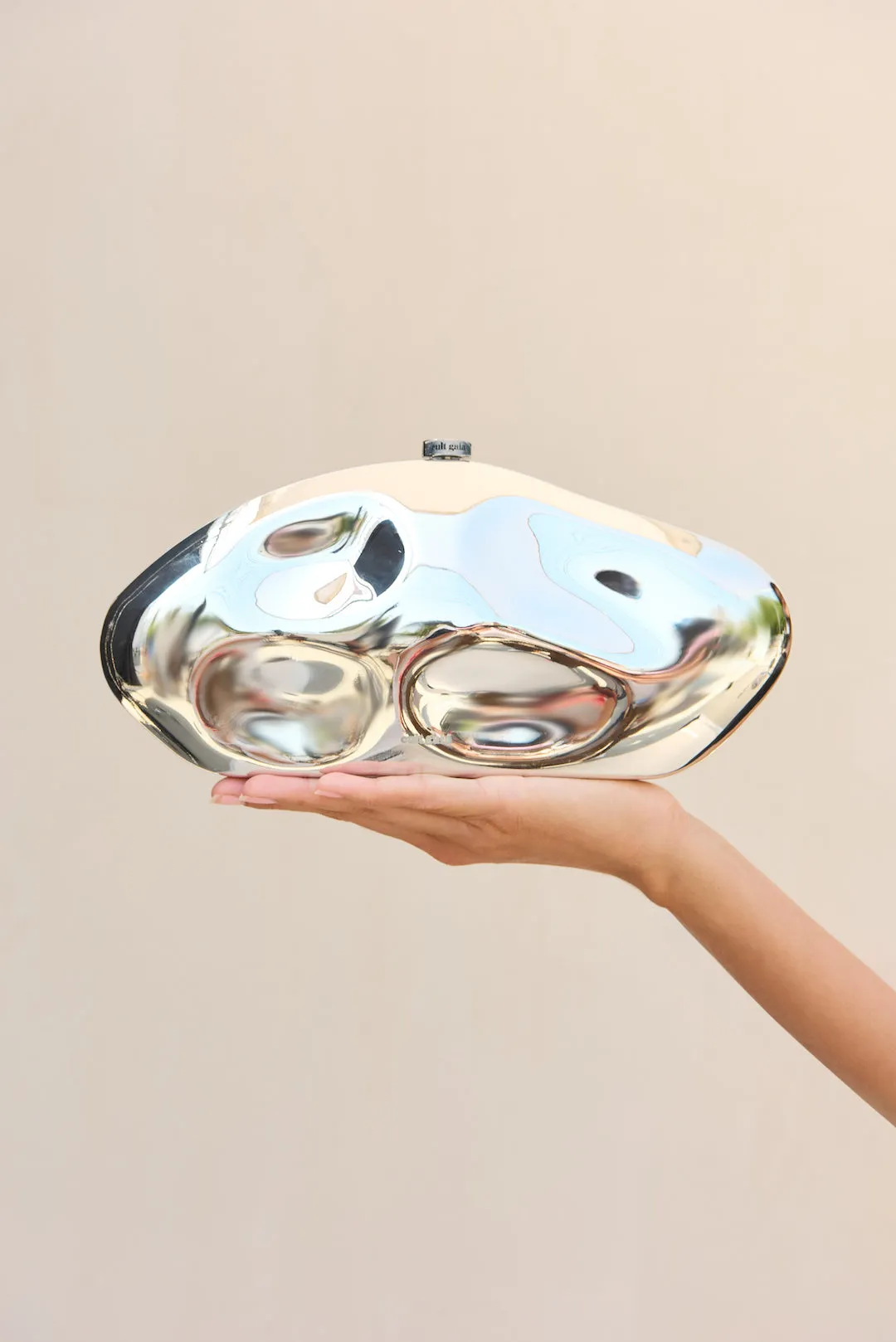 CALDERA CLUTCH - SHINY SILVER sold by Cult Gaia product image thumbnail 4