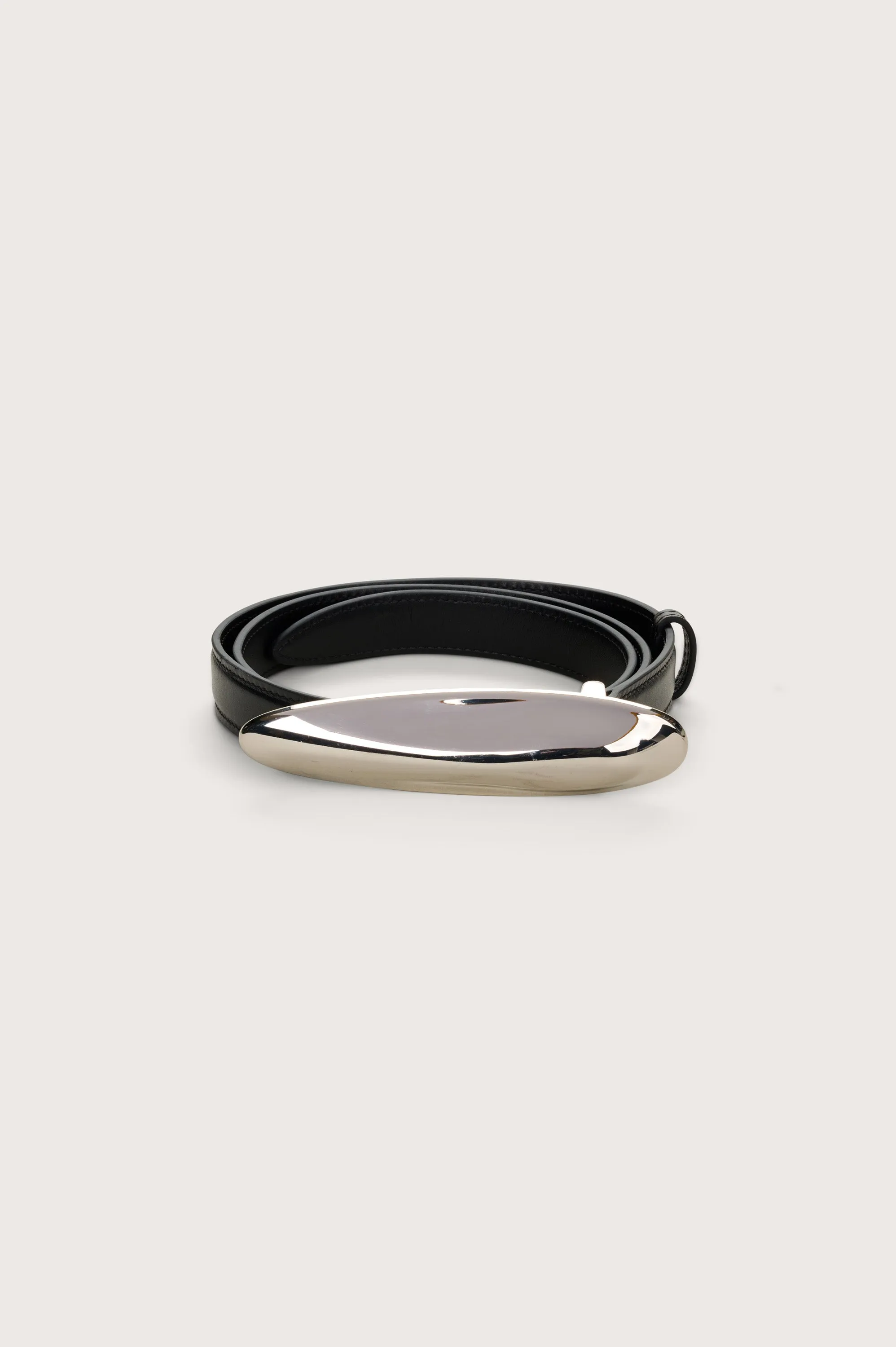 FIORE BELT - BLACK sold by cult gaia