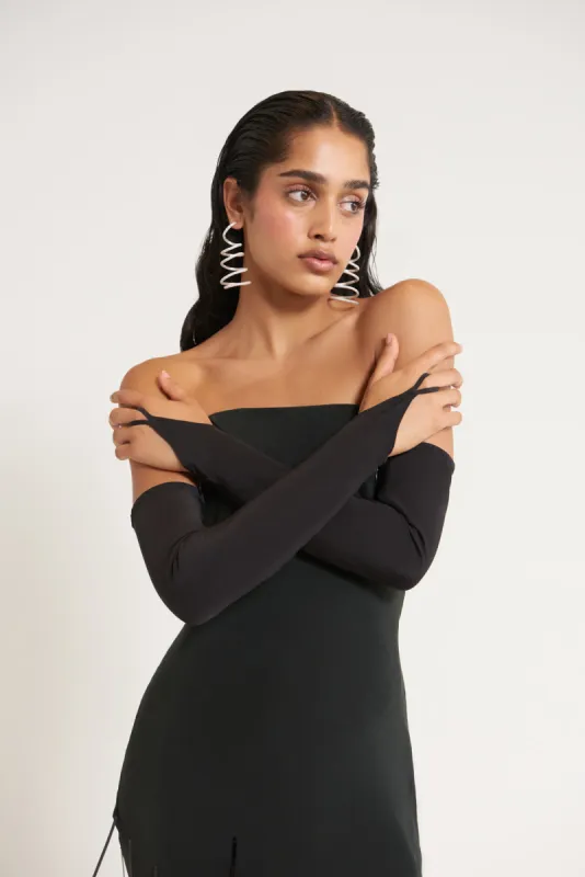 GAIA'S GLOVES - BLACK sold by cult gaia