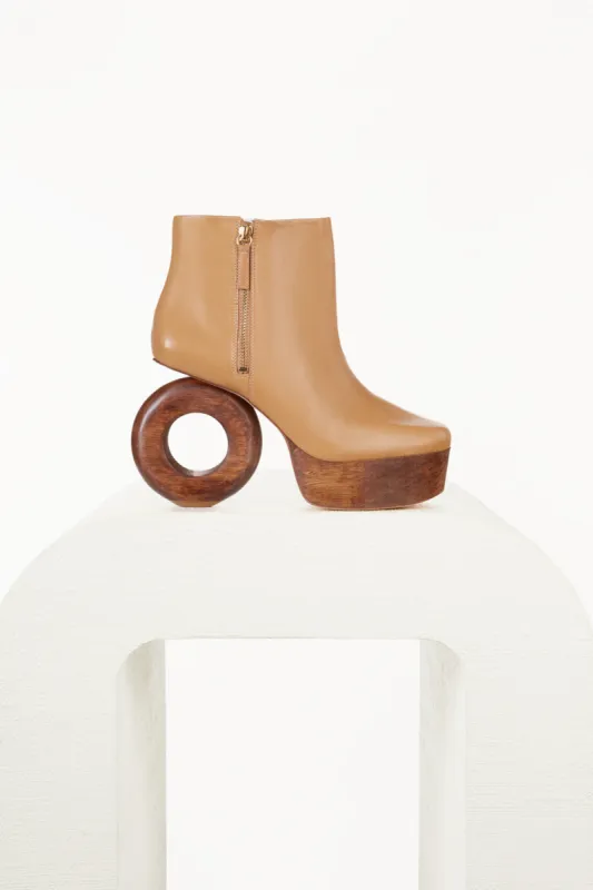 ANALEISE BOOT - CAMEL sold by cult gaia