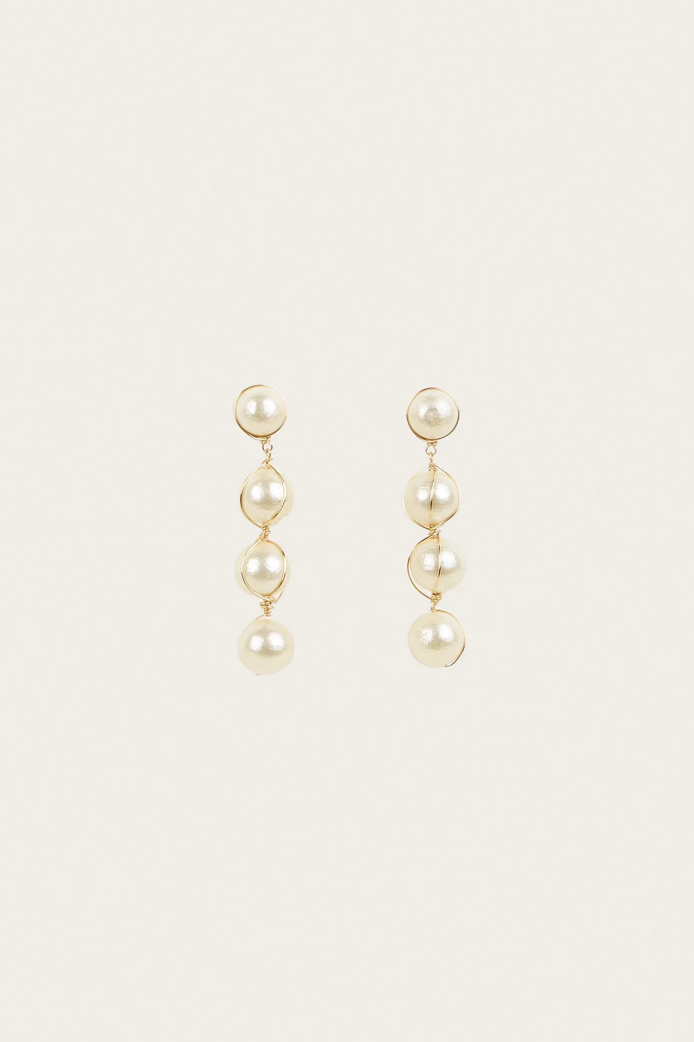 GIGA EARRING - PEARL sold by cult gaia