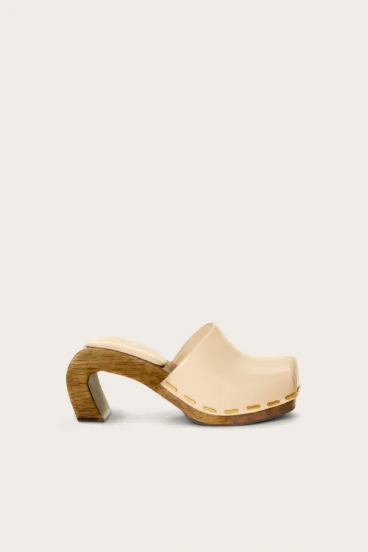 DORINDA CLOG - NATURAL sold by cult gaia