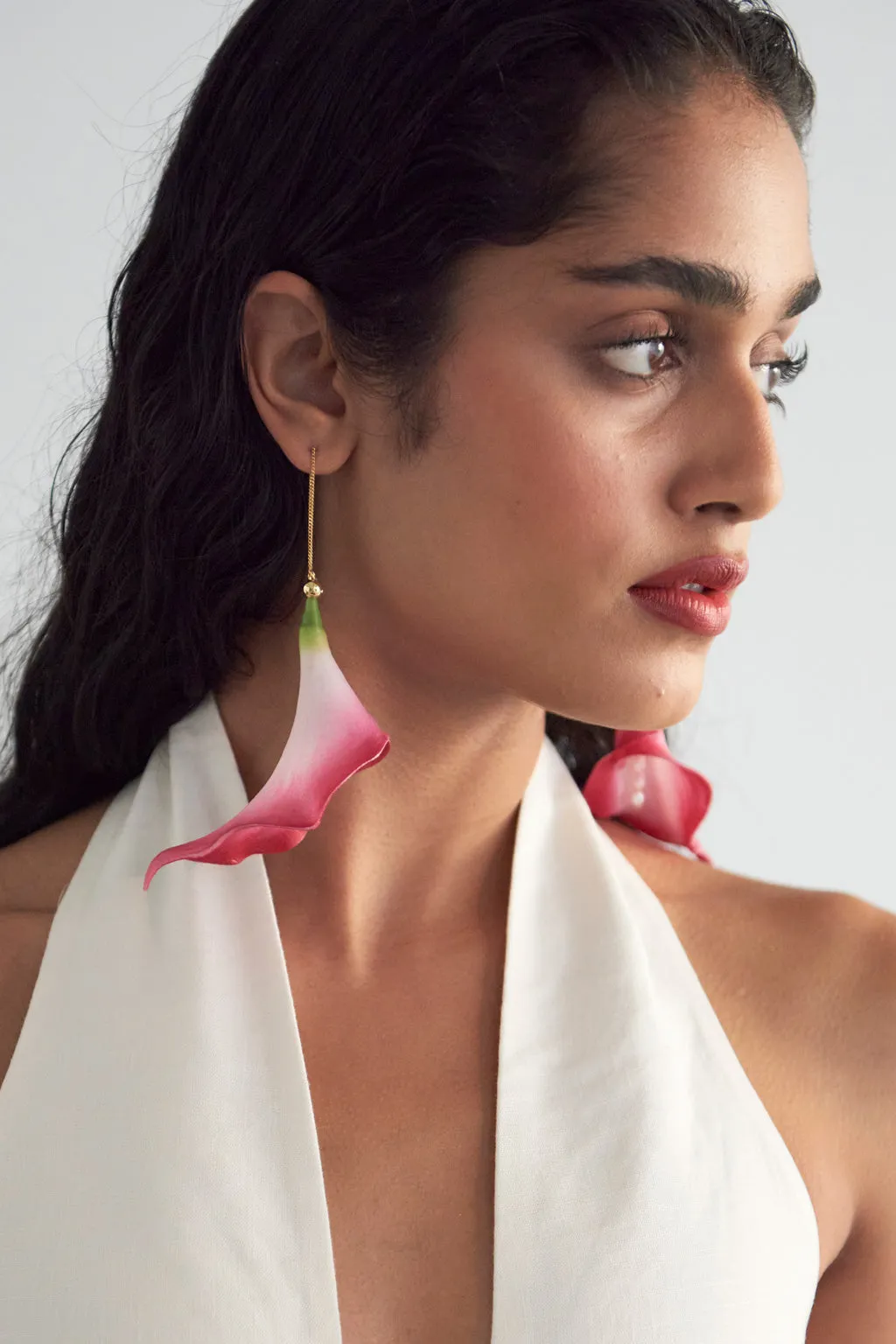 CALLA EARRING - DRAGONFRUIT sold by cult gaia product image thumbnail 2