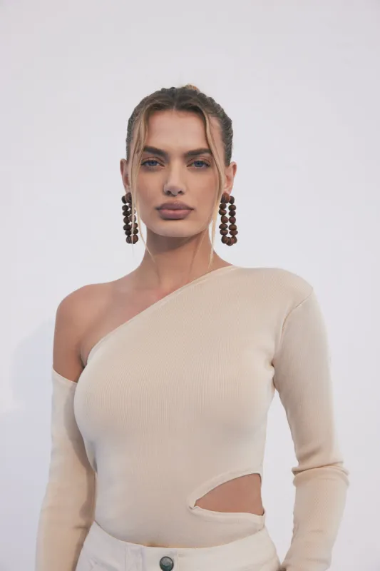 TERI KNIT TOP - SAND sold by cult gaia