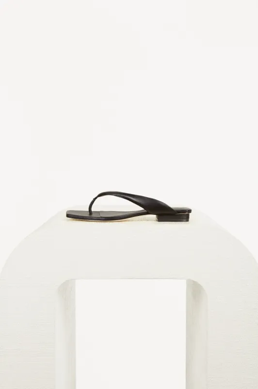 JASIE SANDAL - BLACK sold by cult gaia