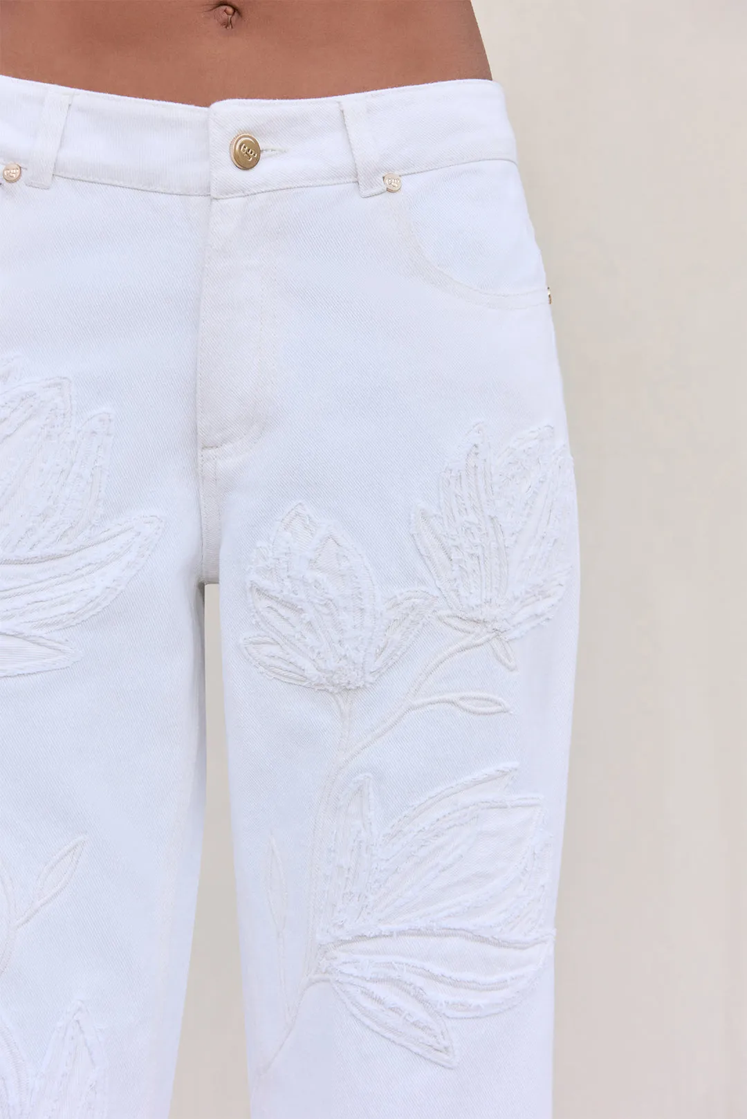 FLO JEAN - OFF WHITE sold by Cult Gaia product image thumbnail 3