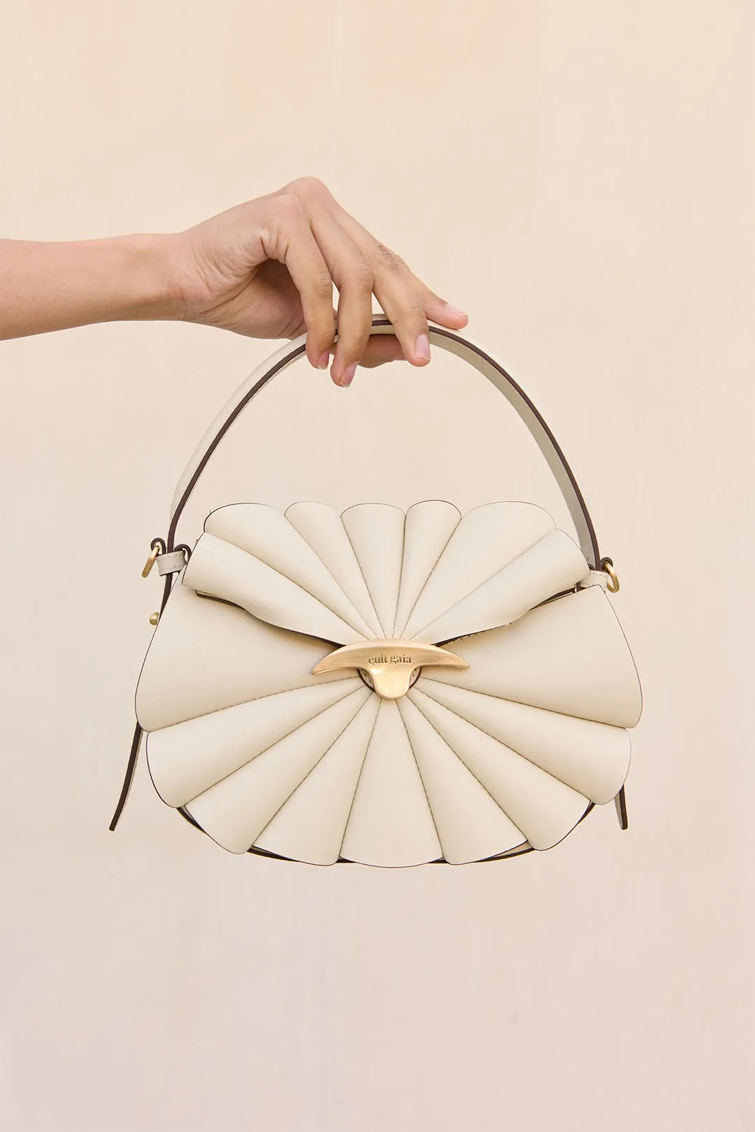 JANINE CROSSBODY BAG - OFF WHITE sold by Cult Gaia product image thumbnail 4