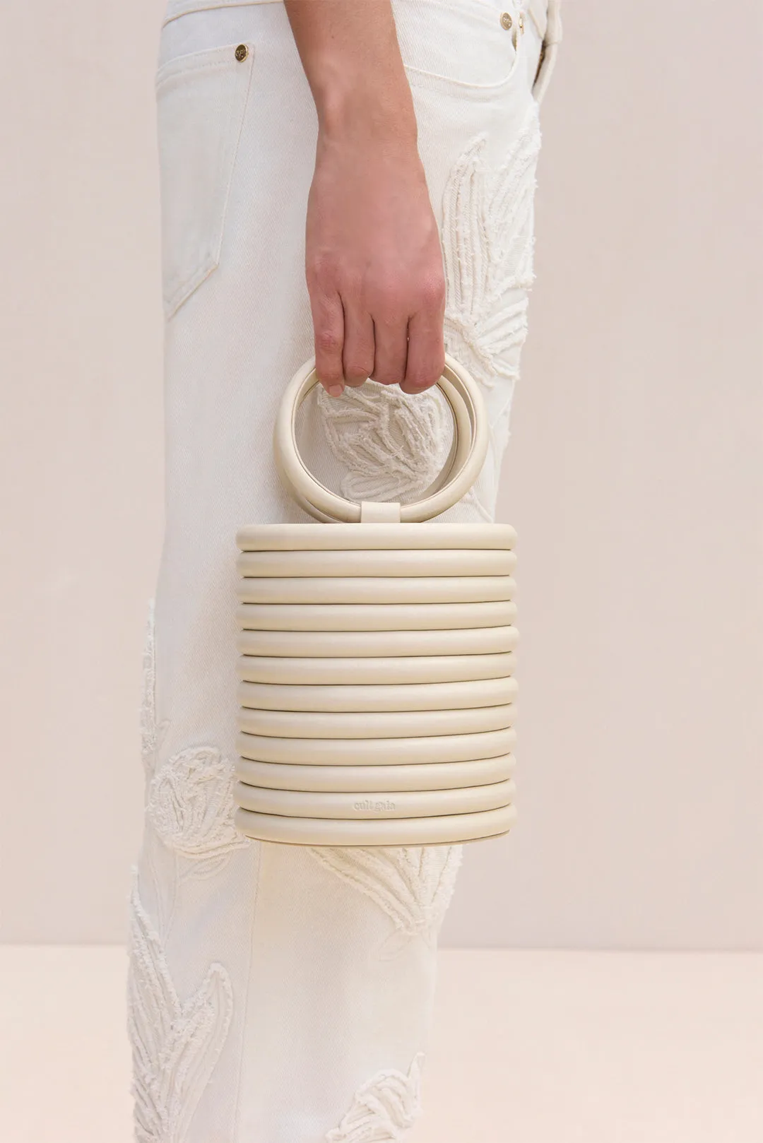 YASMINA TOP HANDLE - OFF WHITE sold by Cult Gaia product image thumbnail 5